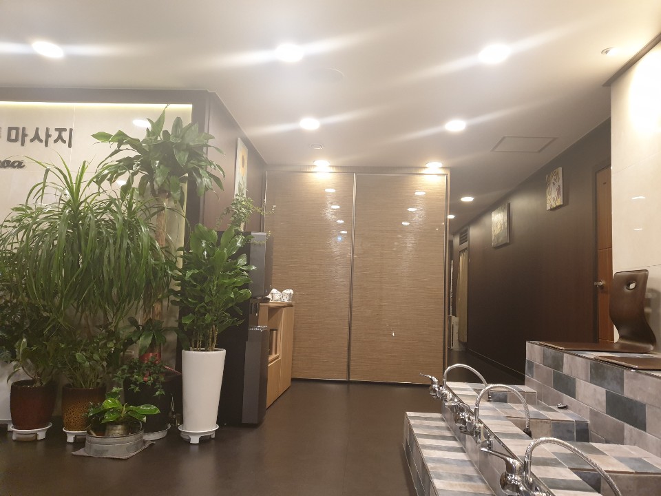 장한평역 관리사 선생님 구합니다.