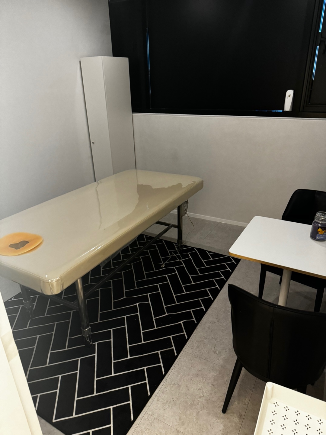 신규오픈 율 테라피 특별대우 13페이!! 동반환영 깔끔인테리어 -