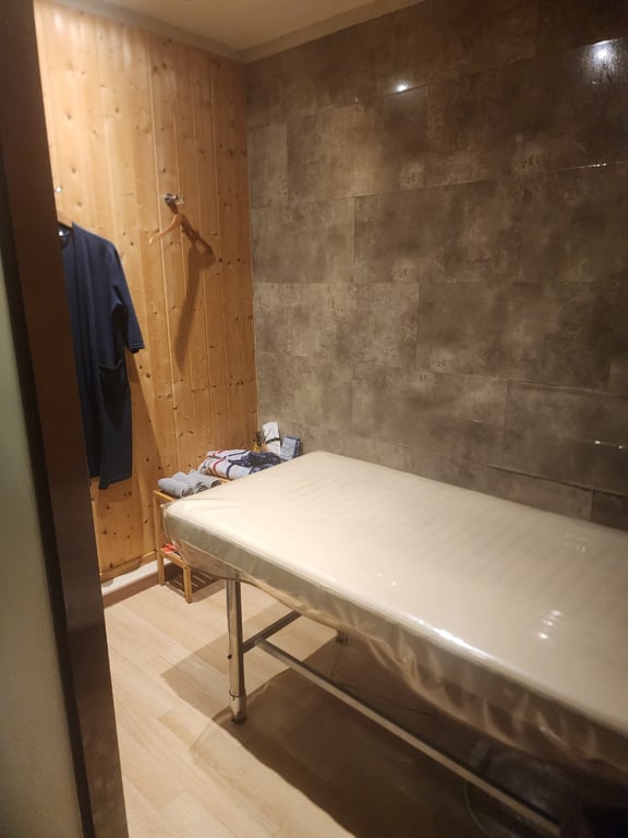 병점 퀸테라피 관리사 구인 페이 45분 10 / 병점 중심상가 도보 1분거리